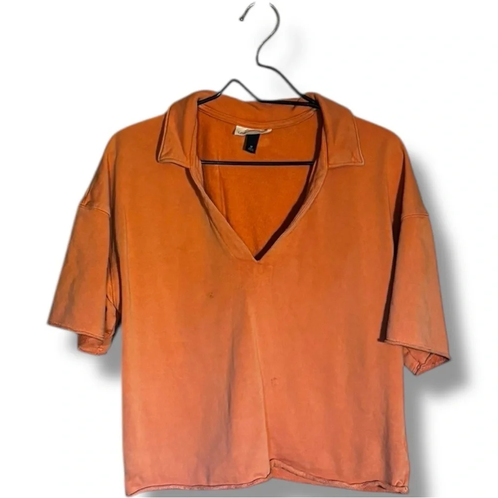 Universal Threads Casual Peach V-Neck Collared Long Tee Sleeve Women's Top